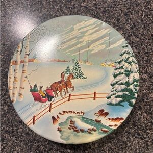 Vintage Christmas Olive Can Santa Sleigh Chicago